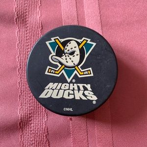Mighty Ducks official NHL puck
